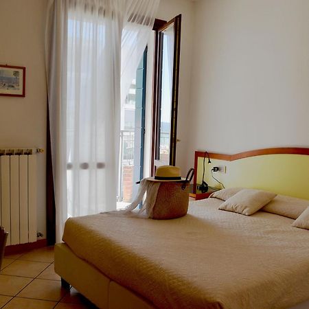Ilios Residence リド・ディ・イエゾロ エクステリア 写真