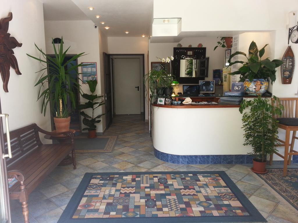 Ilios Residence リド・ディ・イエゾロ エクステリア 写真
